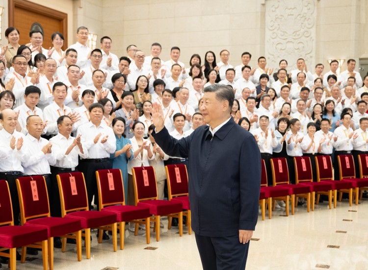 習(xí)近平在全國(guó)教育大會(huì)上強(qiáng)調(diào) 緊緊圍繞立德樹(shù)人根本任務(wù) 朝著建成教育強(qiáng)國(guó)戰(zhàn)略目標(biāo)扎實(shí)邁進(jìn)